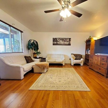 The Greenhouse - 3Bed 2Bath Home In Tahlequah, Ok 외부 사진