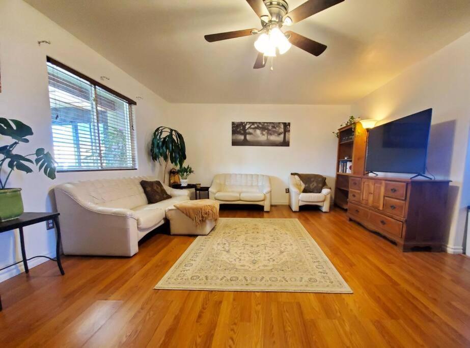 The Greenhouse - 3Bed 2Bath Home In Tahlequah, Ok 외부 사진